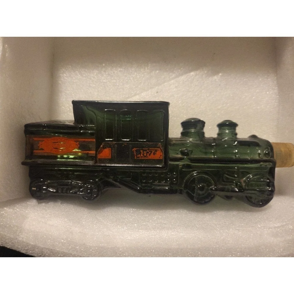 Vintage Avon 1876 Centennial Express Train Wild Country After Shave Bottle empty - Picture 2 of 6